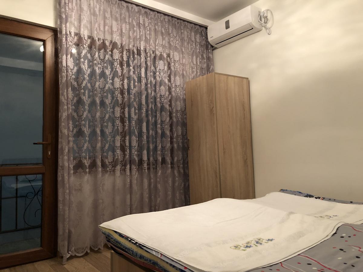 Guest House Romanadze Kobuleti Exterior photo