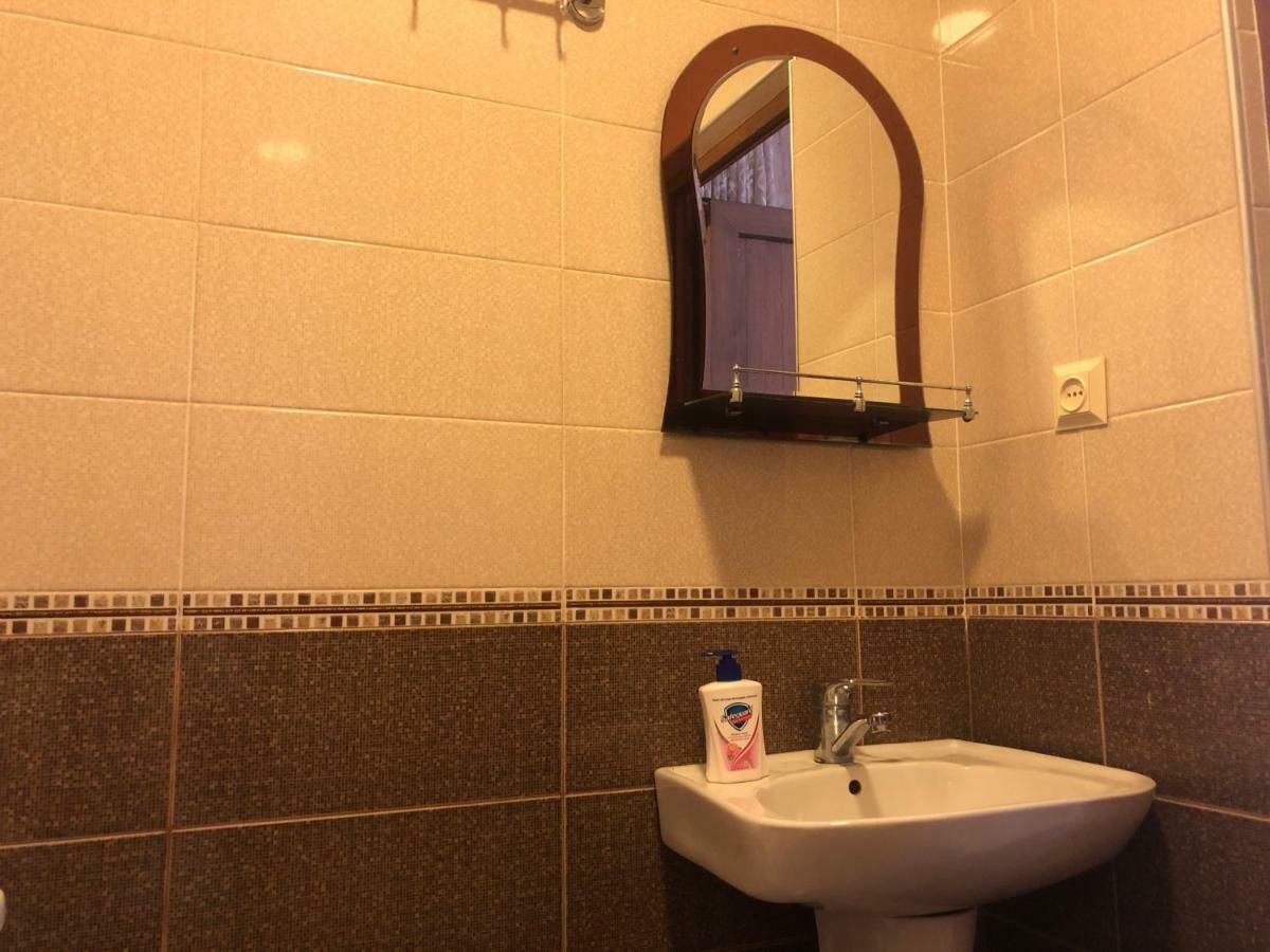 Guest House Romanadze Kobuleti Exterior photo